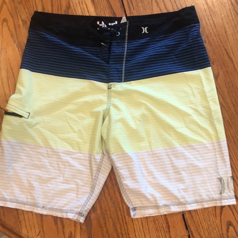 Hurley Phantom Boardshorts size 33